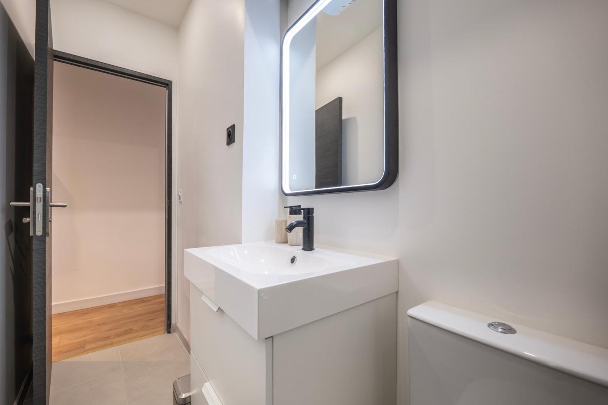 Renovated Studio Walking Distance To Paris Монруж Экстерьер фото